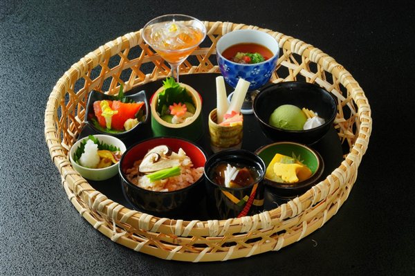 松茸とじこぼうの和食楽膳プラン(秋)